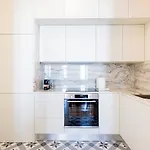 Cozy And Homely Getaway By Lovelystay Apartment
