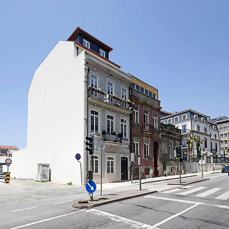 Apartment Cozy And Homely Getaway By Lovelystay Porto