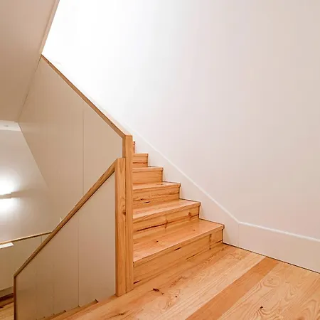 Apartman Cozy And Homely Getaway By Lovelystay *