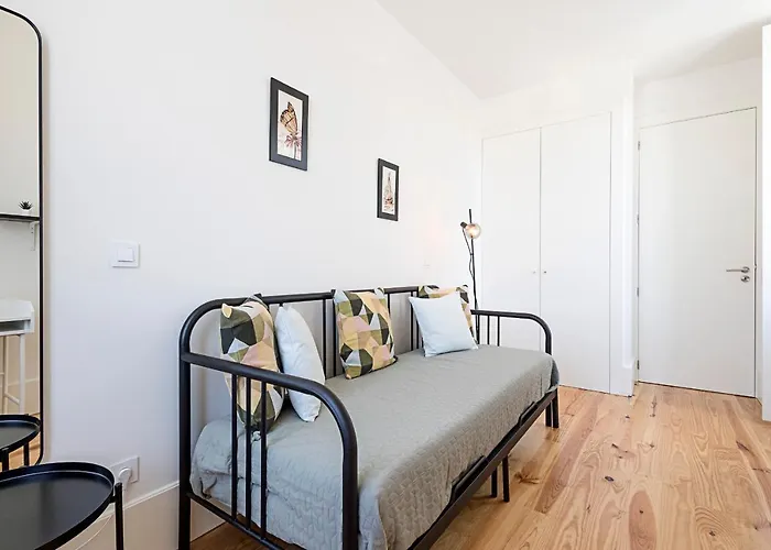 Cozy And Homely Getaway By Lovelystay Apartman *